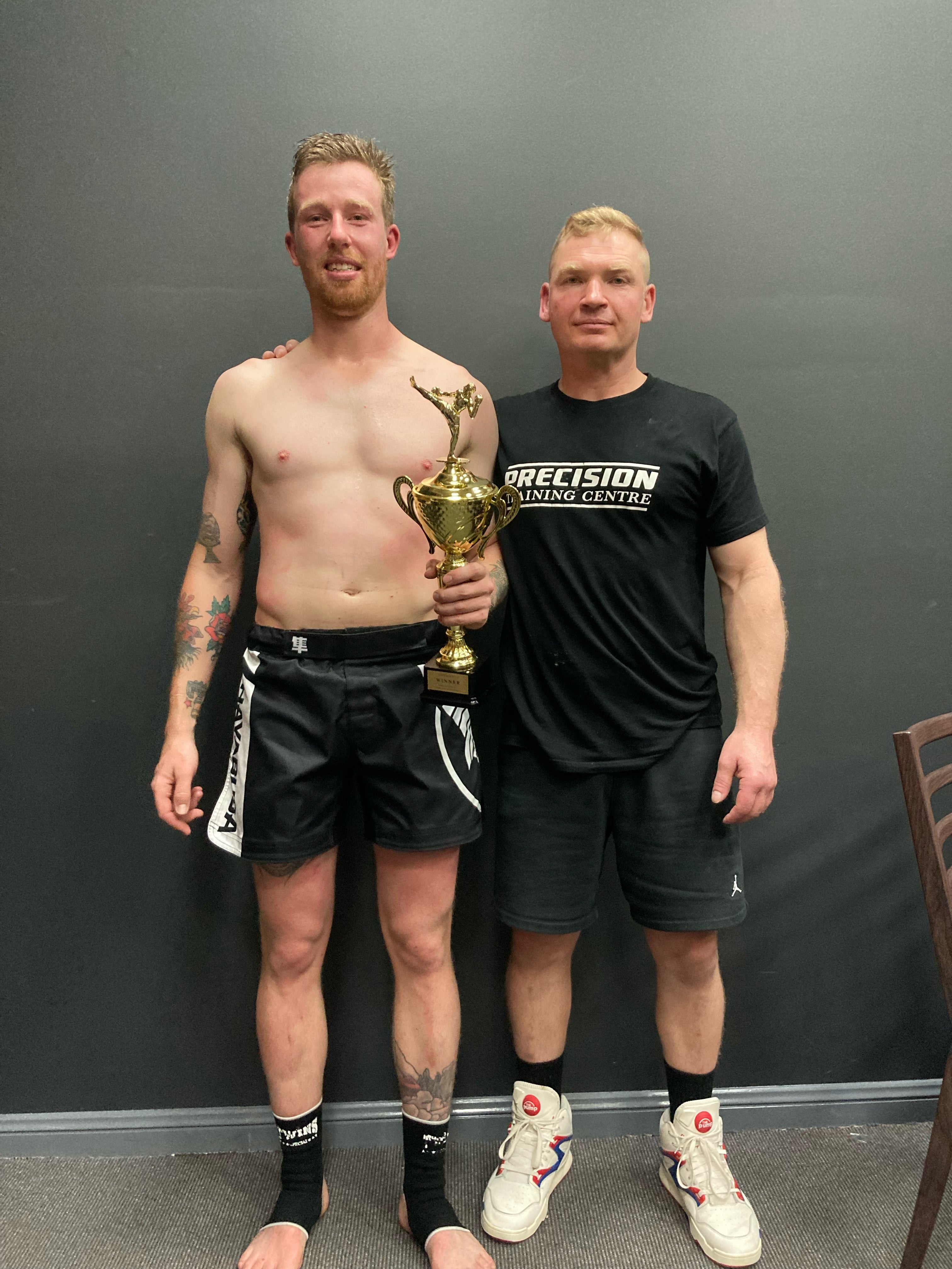 Jindabyne Crossfit Coach with award winning boxing athlete
